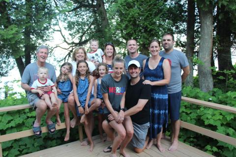 Bruce Johnson, Aon 2