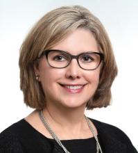 Sue Miller Headshot