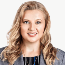 Joanne Baginski Headshot