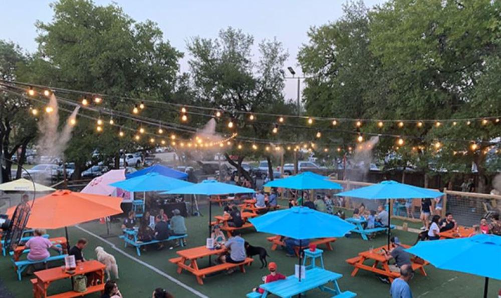 Hops n Hounds in San Antonio