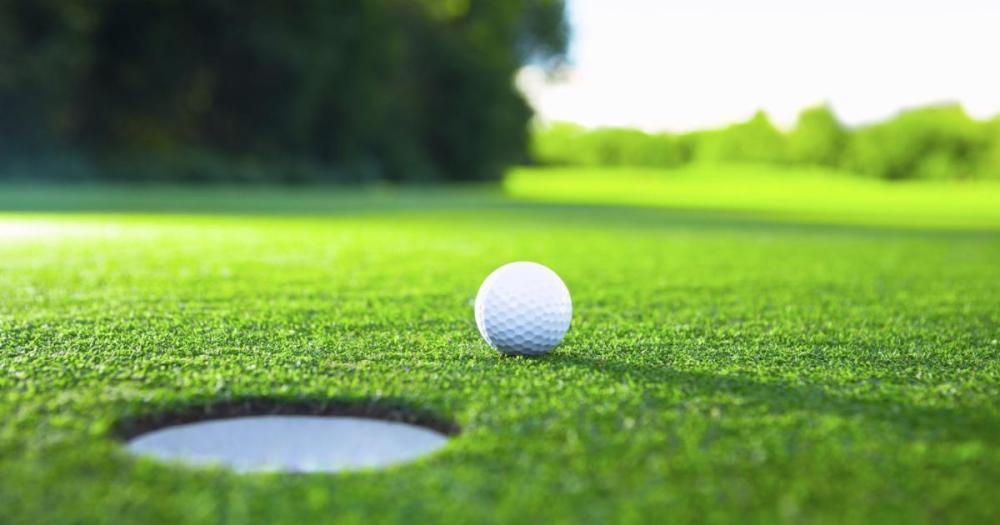 Ball on Green Shot