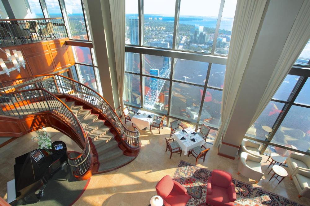 River Club