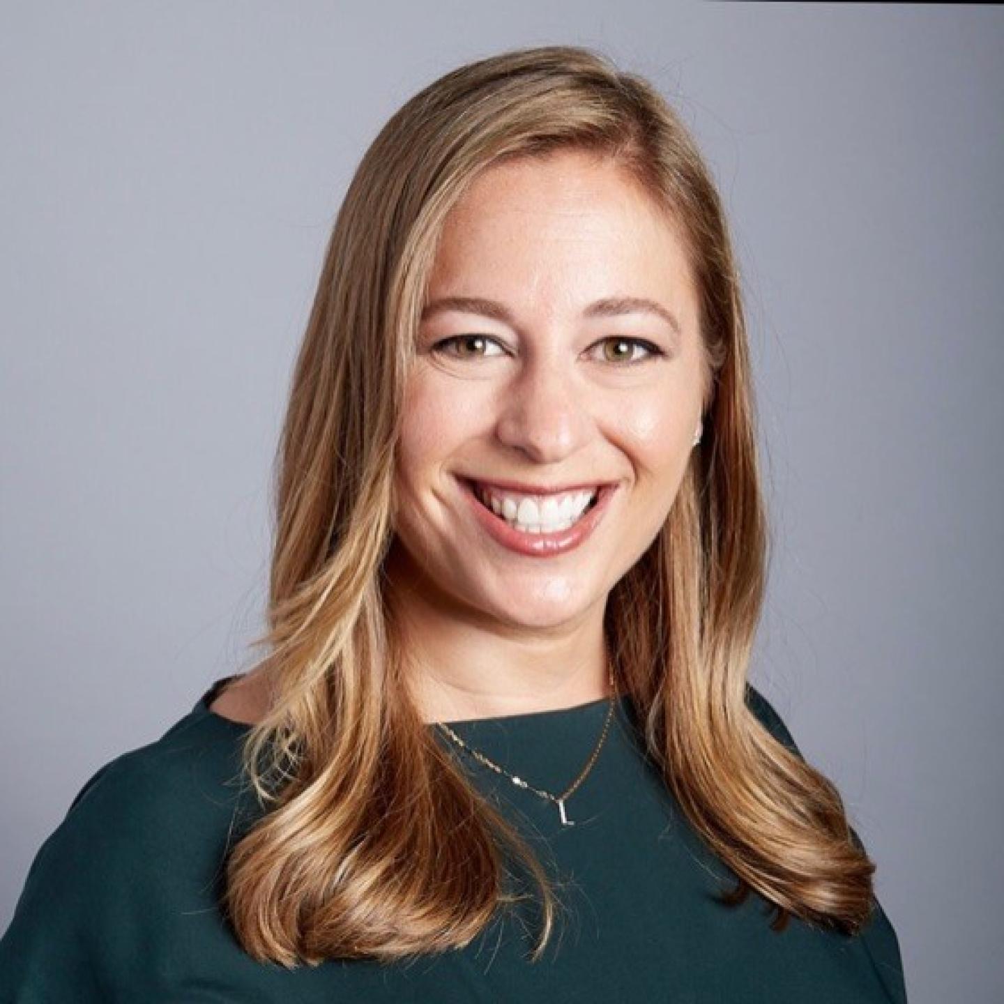 Lauren Goldberg_Headshot.jpg