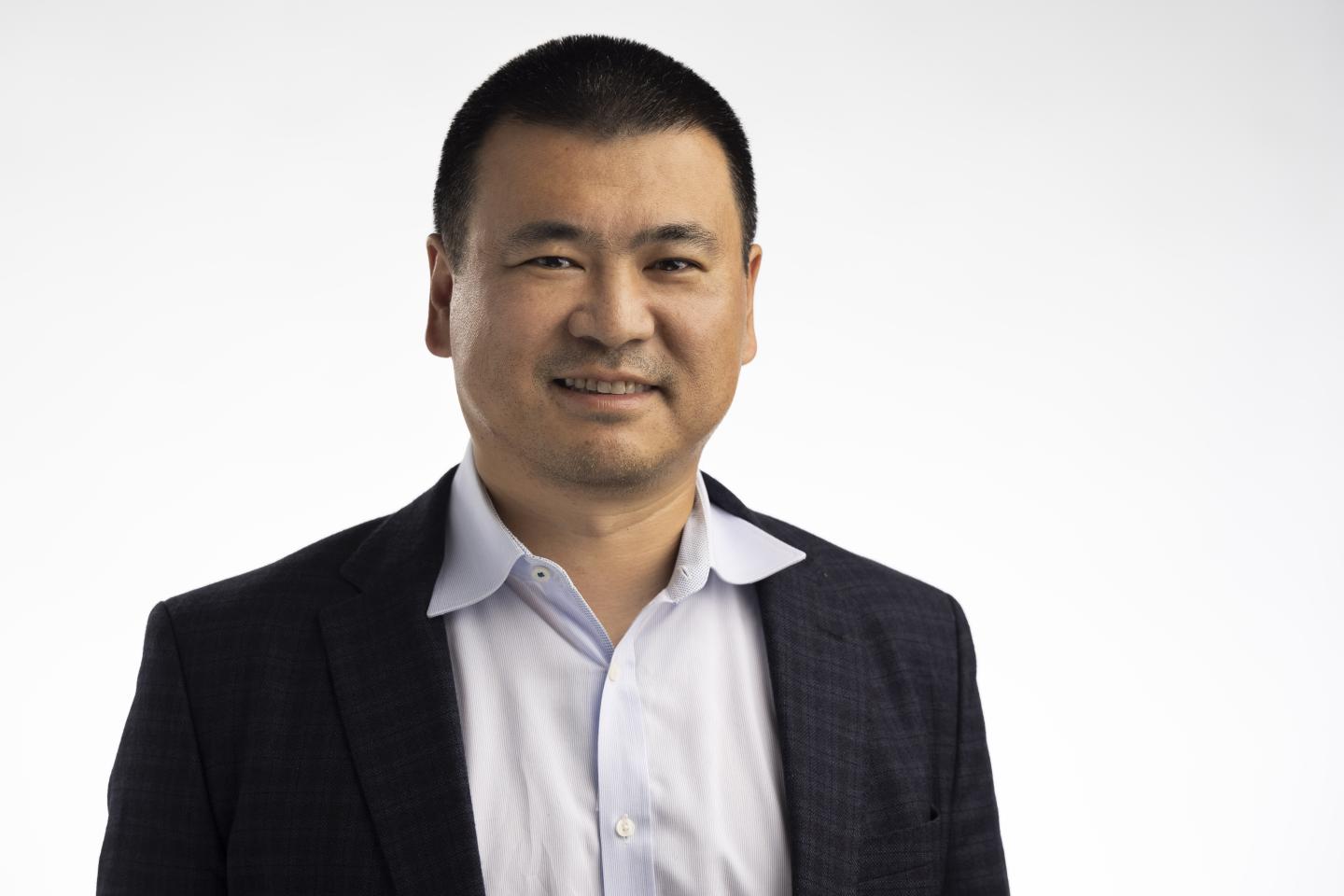 Phil Liu Headshot.jpg