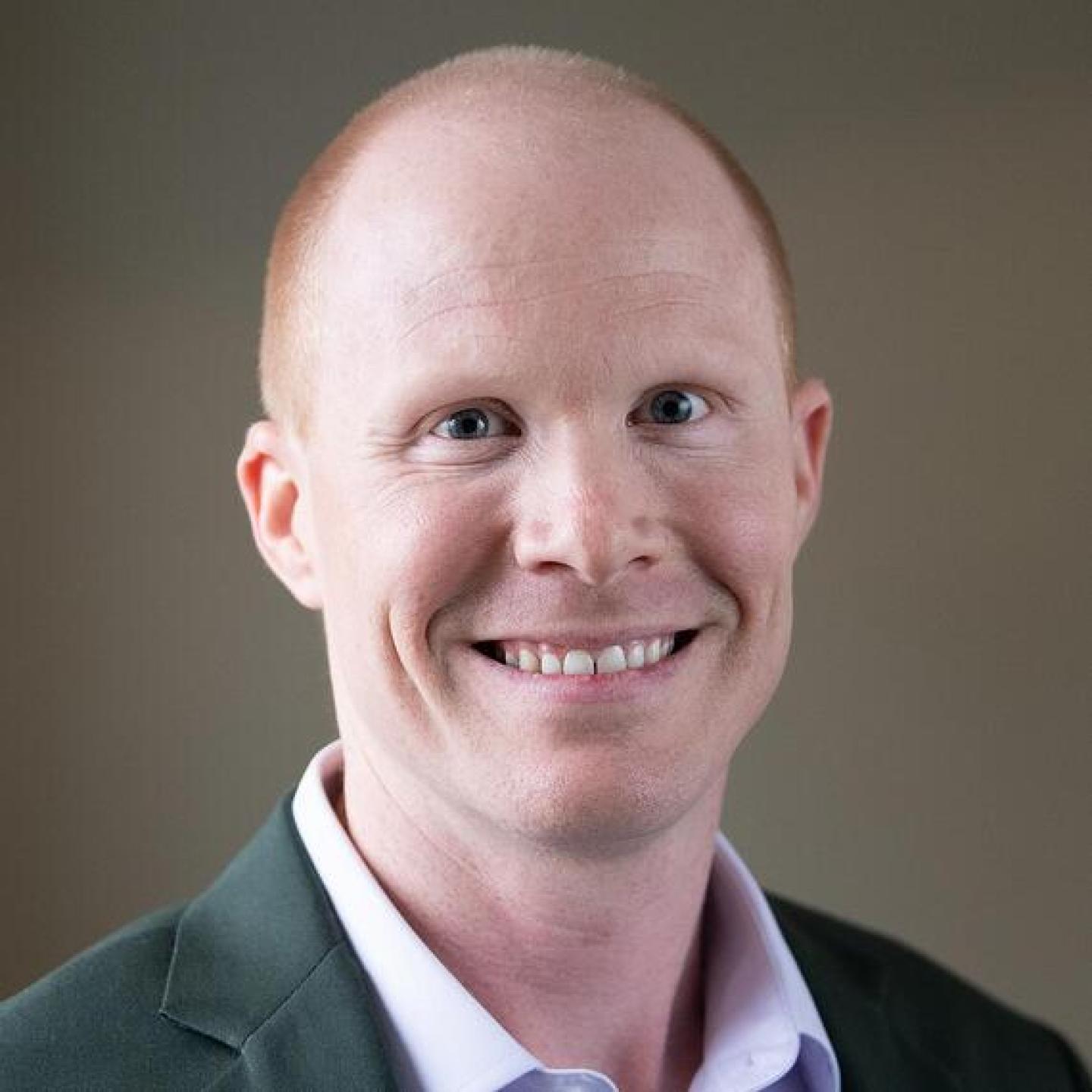 J Hellman headshot