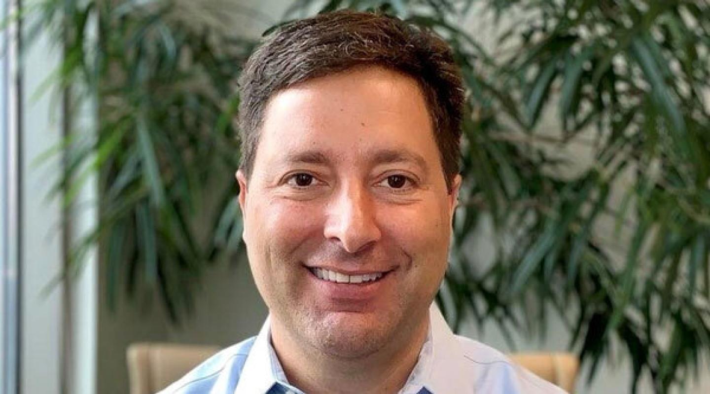 Derek Crevello Headshot