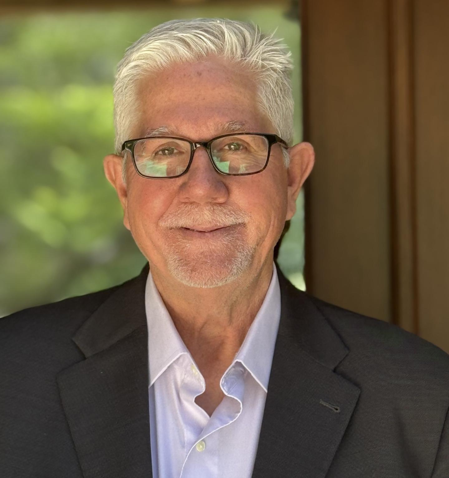 Brian Compton Headshot.jpg