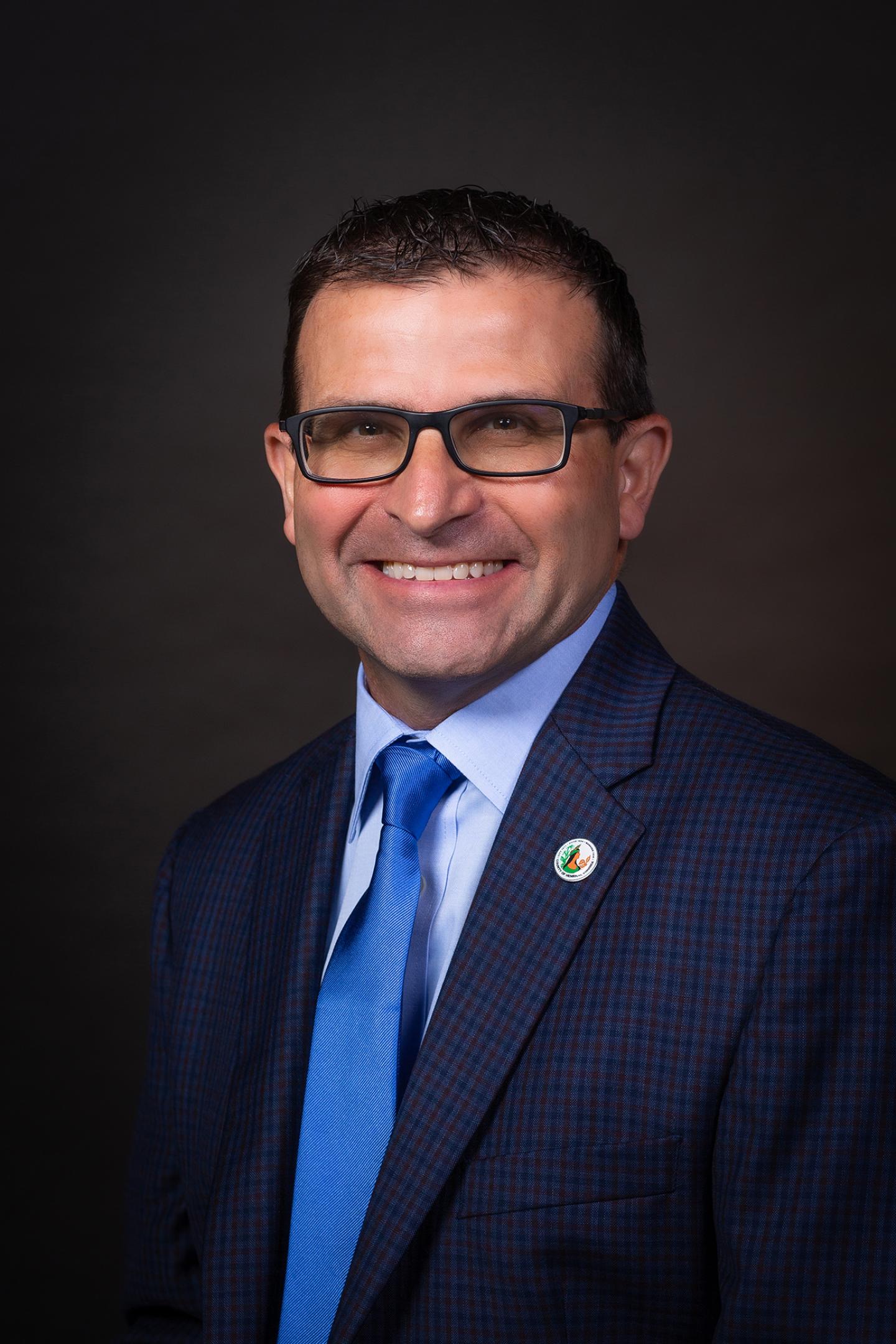 Dennis Bickmeier Photo