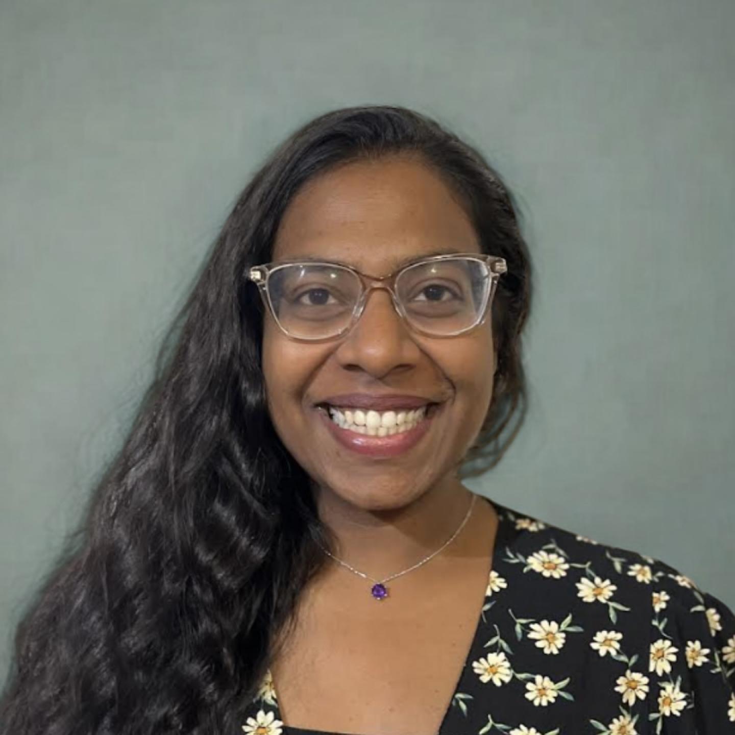 Headshot of Jasmine John