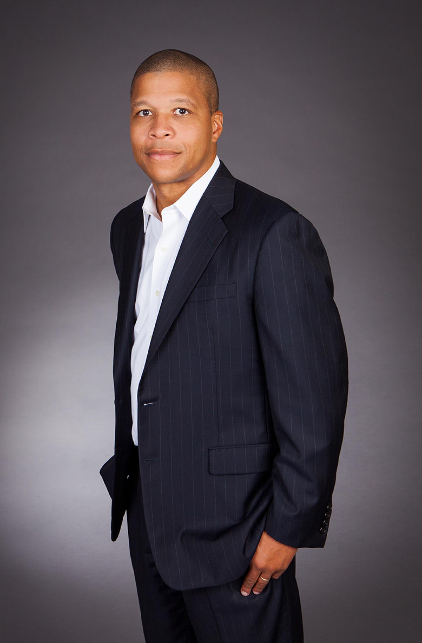 Kenneth Bryant Headshot