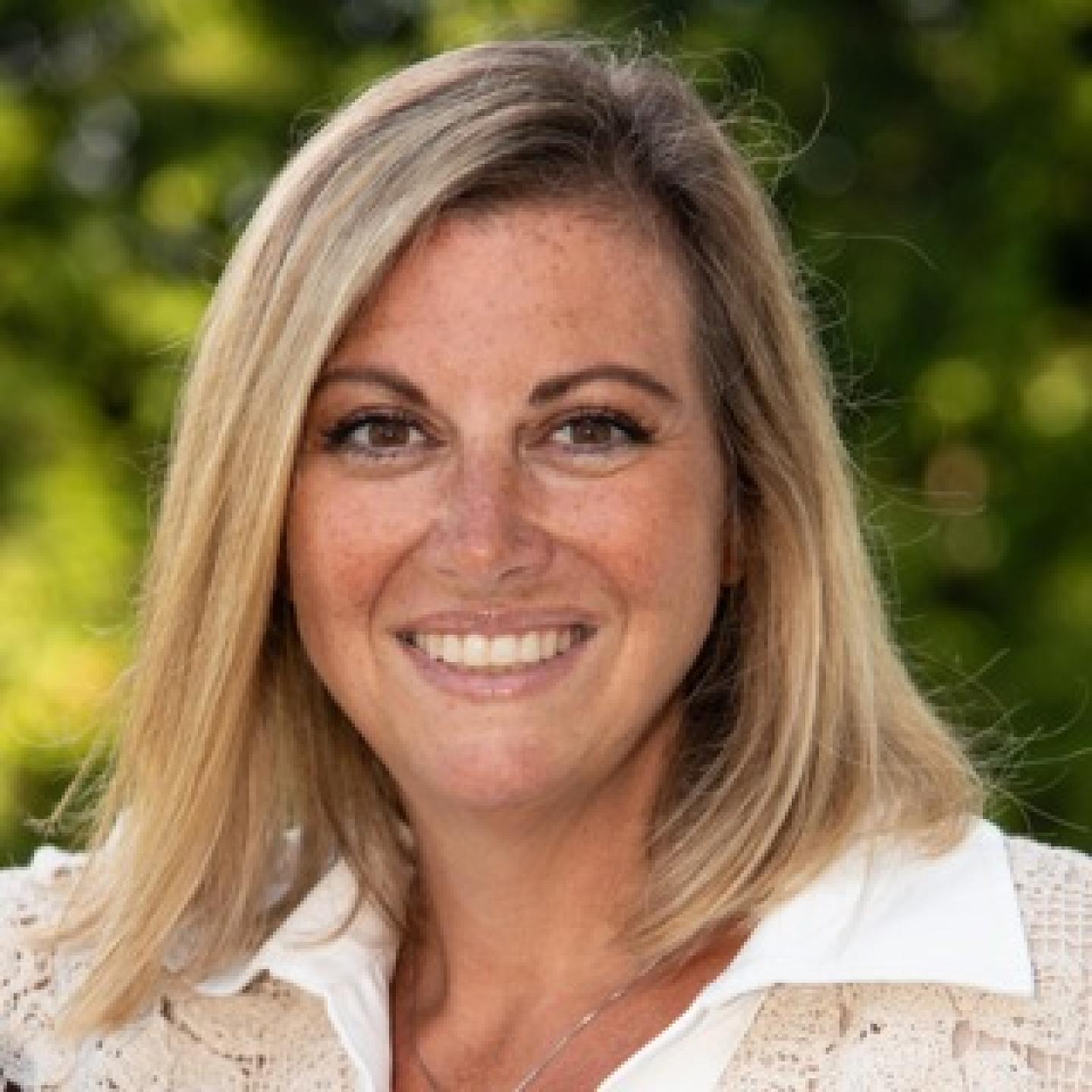 Danielle Fugazy headshot