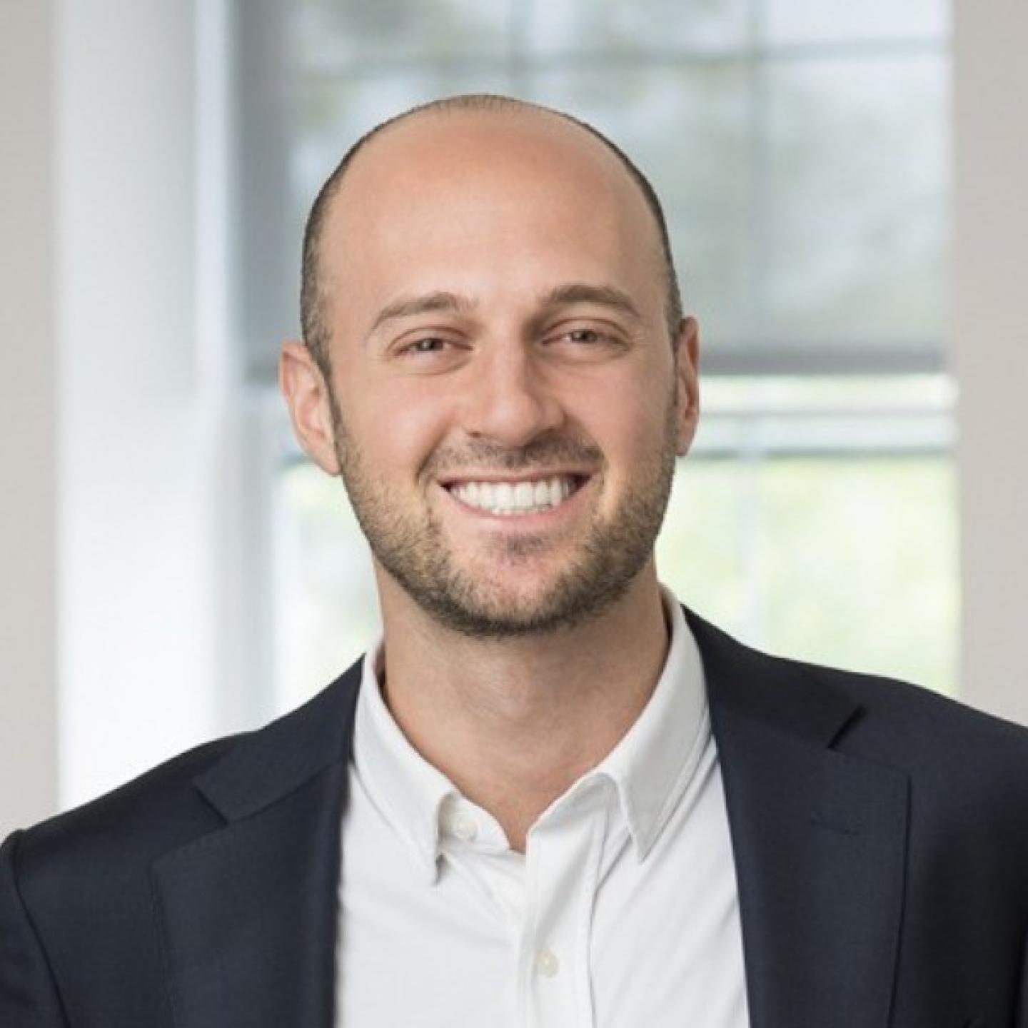 Joshua Sylvan headshot