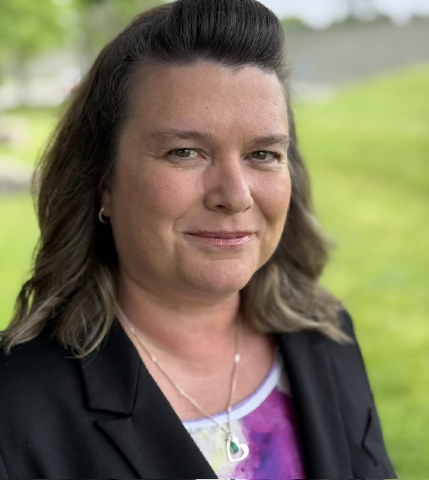 Michelle Everets headshot