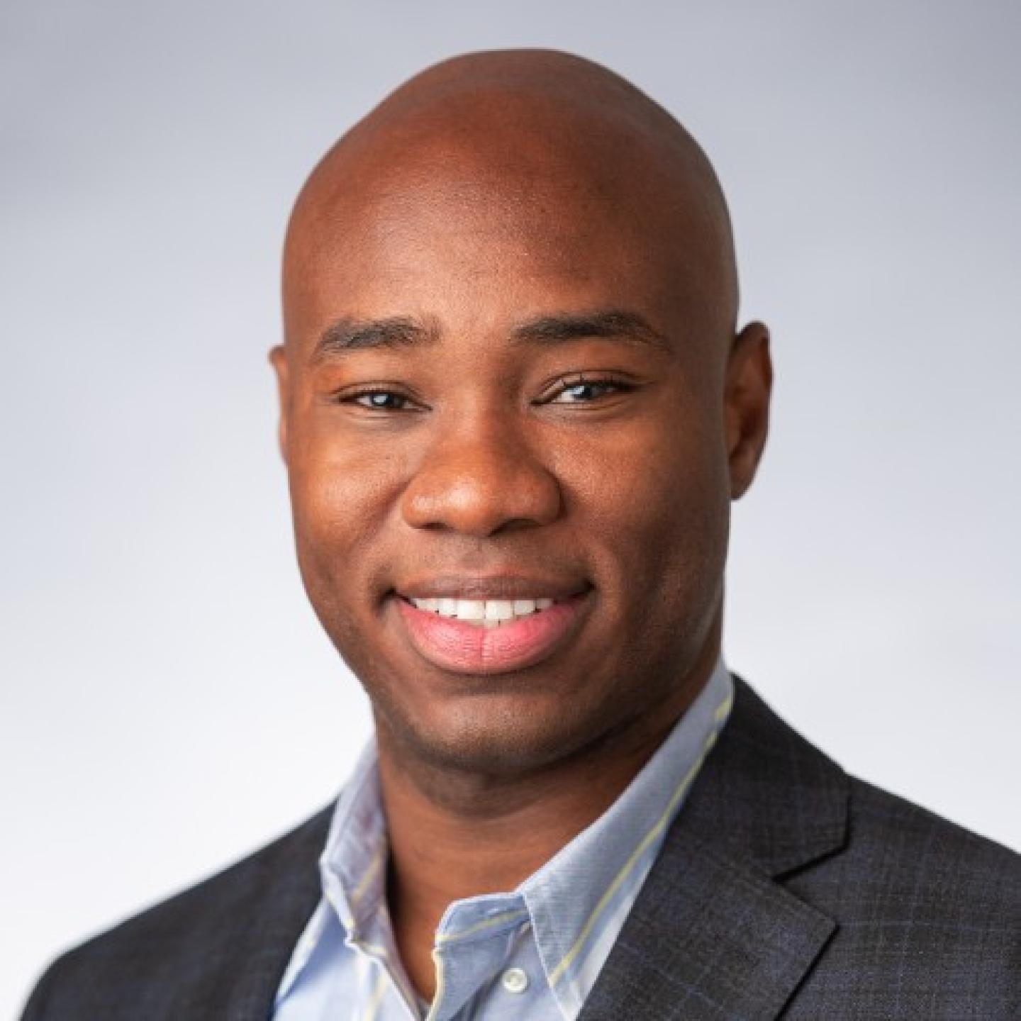 Dean Maye Headshot