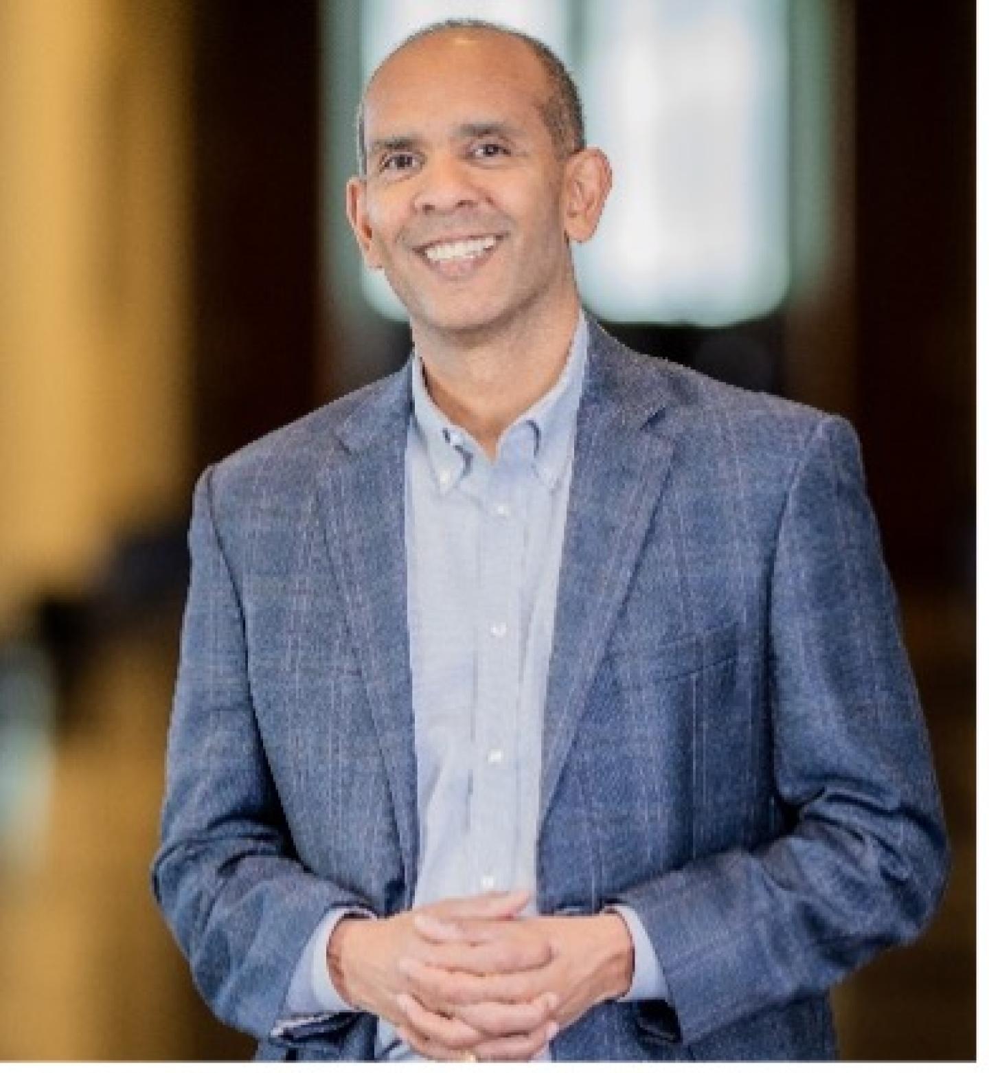 Anoop Mishra Headshot